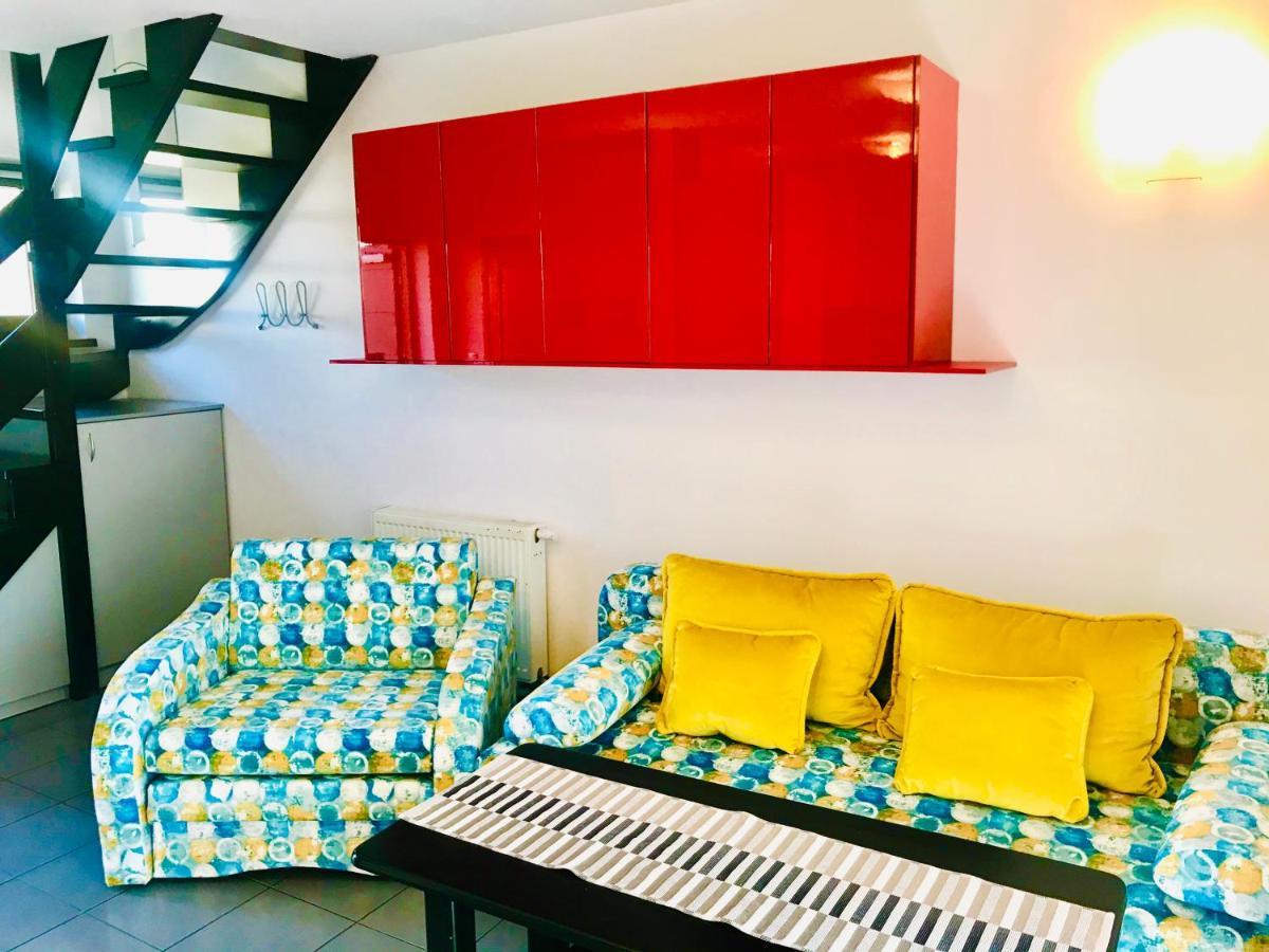 Domki I Apartamenty Caloroczne Koliber Władysławowo Esterno foto