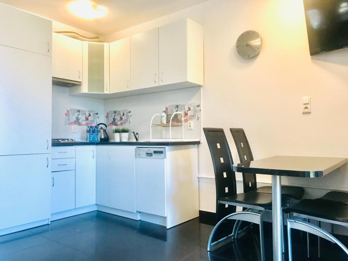 Domki I Apartamenty Caloroczne Koliber Władysławowo Esterno foto